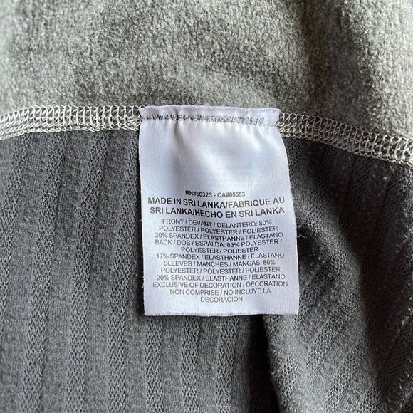 Nike Pro Dri-fit Hyperwarm 1/2 Zip Pullover Top Gray Long Sleeve Thumb, XSmall - Picture 13 of 15